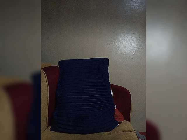 Milah2 live cam preview