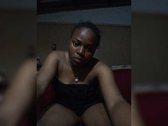 Milah2 live cam preview