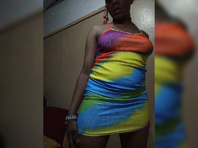 Milah2 live cam preview