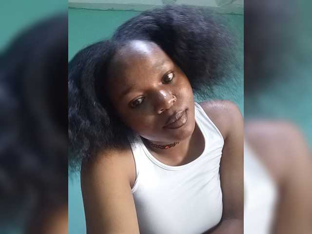 Milah2 live cam preview