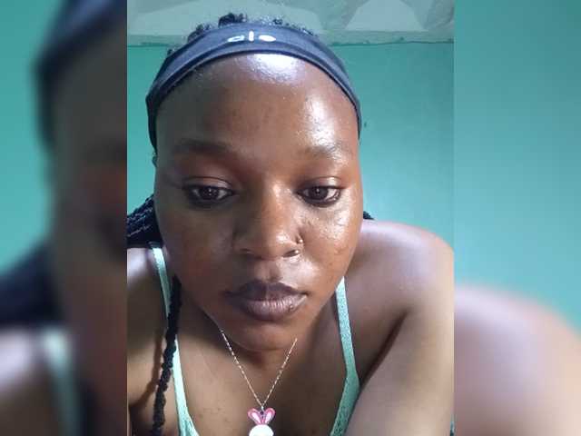 Milah2 live cam on BongaCams