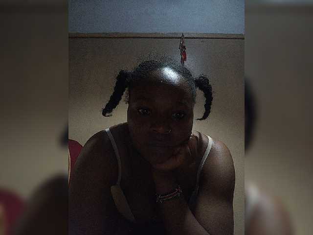 Milah2, live now on BongaCams