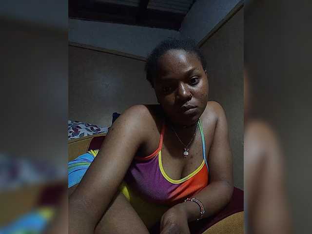Milah2 live cam on BongaCams