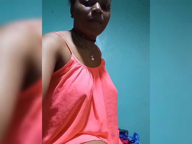 Milah2 live cam on BongaCams