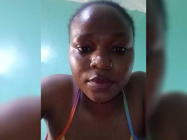Milah2 live cam on BongaCams