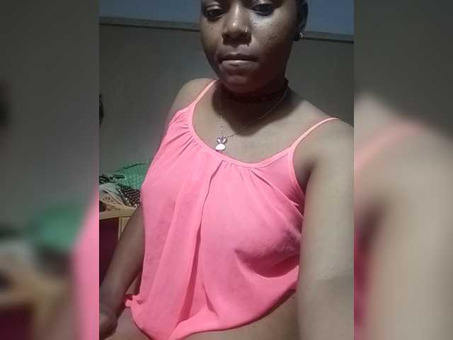 Milah2 live cam preview