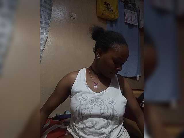 Milah2 live cam on BongaCams