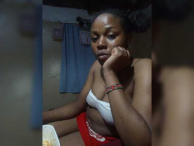 Milah2, live now on BongaCams