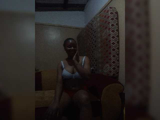 Milah2 live cam preview