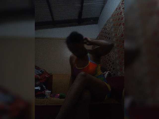Milah2 live cam preview