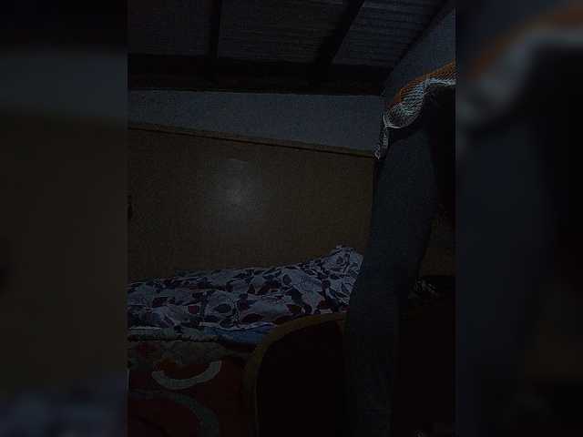 Milah2 live cam preview