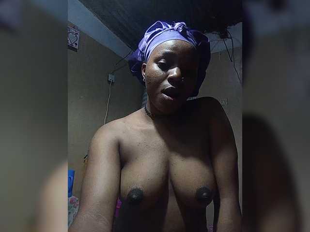 Milah2, en vivo ahora en BongaCams