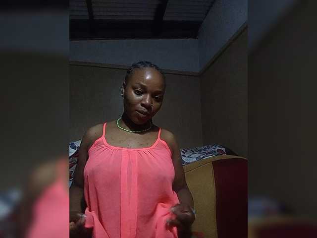 Milah2 live cam on BongaCams
