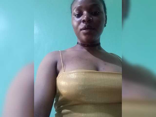 Milah2 live cam on BongaCams
