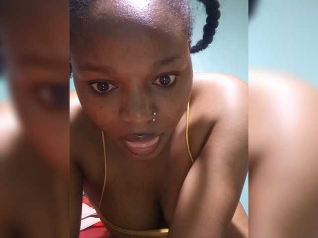 Milah2, live now on BongaCams