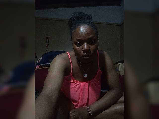 Milah2 live cam preview