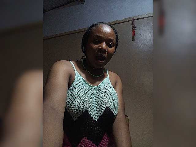 Milah2 live cam on BongaCams