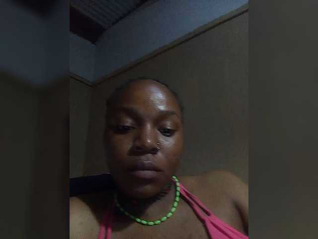 Milah2 live cam on BongaCams