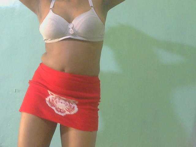 Milah2 live cam on BongaCams