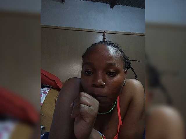 Milah2 live cam on BongaCams