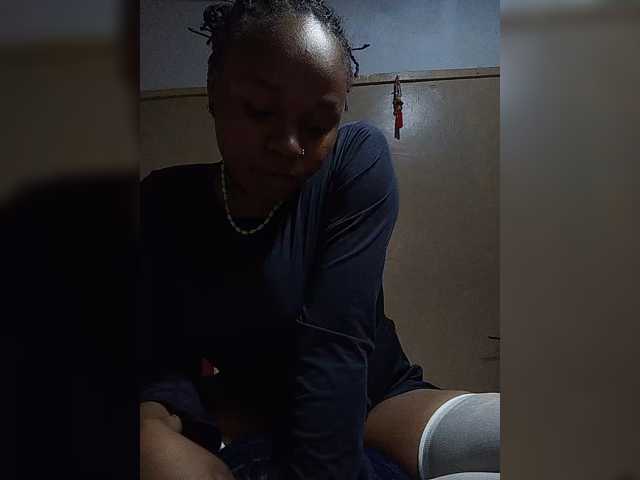 Milah2 live cam on BongaCams