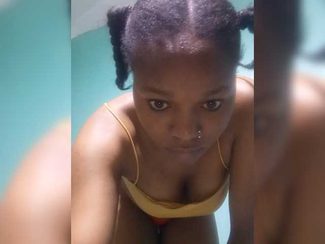 Milah2, live now on BongaCams