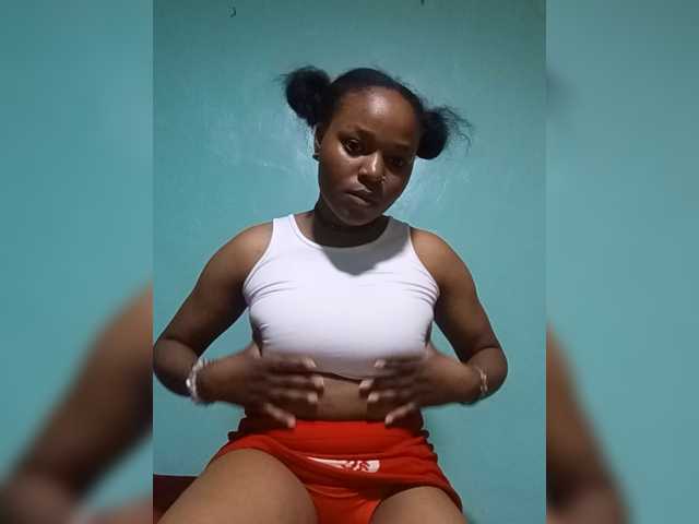 Milah2, en vivo ahora en BongaCams
