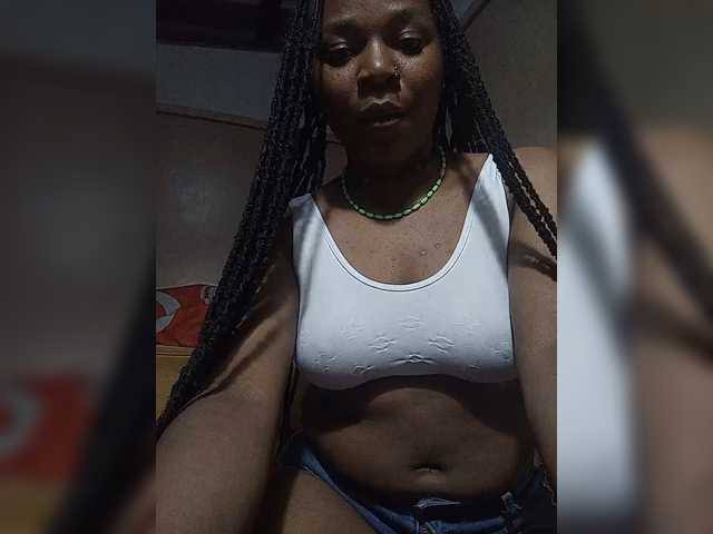 Milah2 live cam on BongaCams