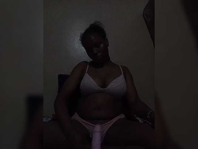 Milah2 live cam on BongaCams