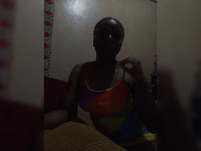 Milah2 live cam preview