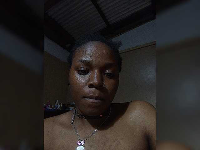 Milah2 live cam on BongaCams
