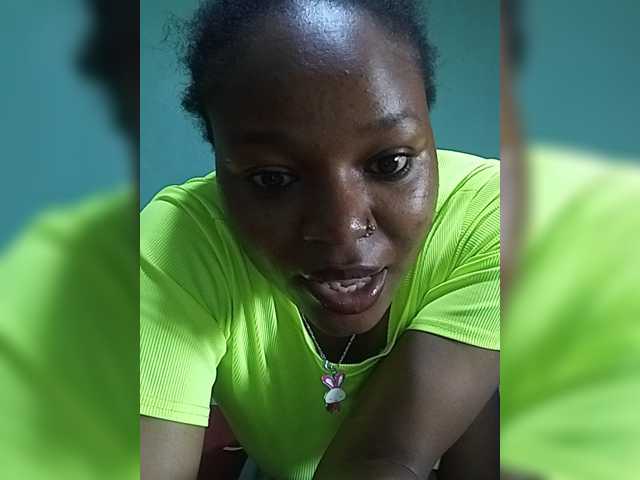 Milah2 live cam on BongaCams