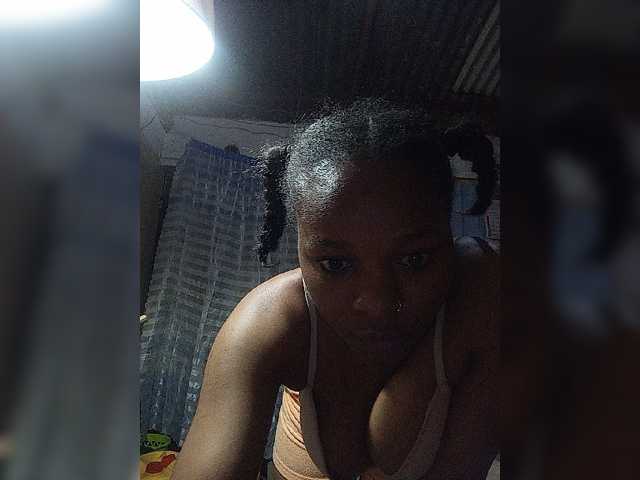 Milah2, live now on BongaCams