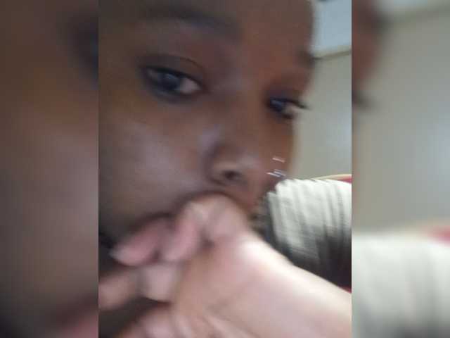 Milah2 live cam on BongaCams