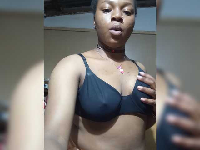 Milah2, en vivo ahora en BongaCams