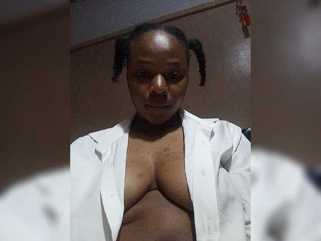 Milah2, live now on BongaCams