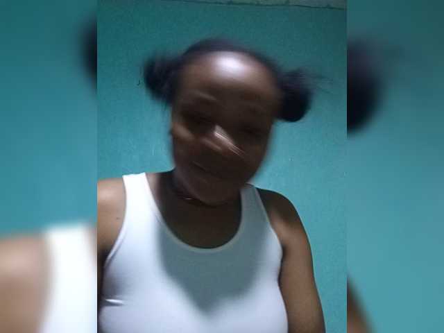 Milah2, en vivo ahora en BongaCams
