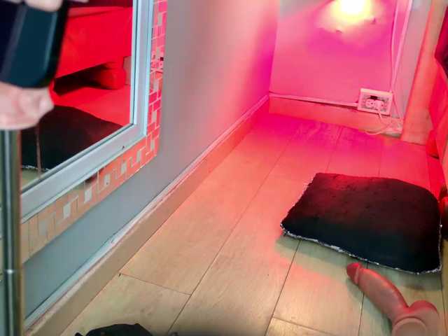 GabyLaurens live cam on BongaCams