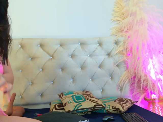 GabyLaurens live cam on BongaCams