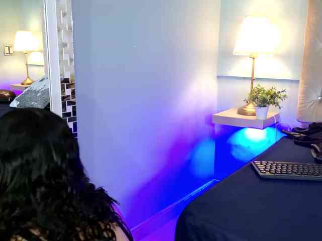 GabyLaurens GabyLaurens