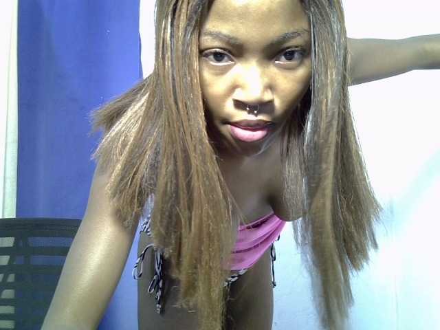 sexymila live cam on BongaCams