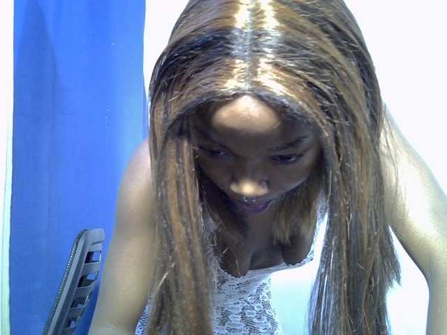 sexymila live cam on BongaCams