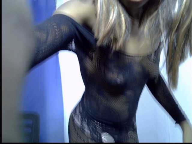 sexymila live cam preview