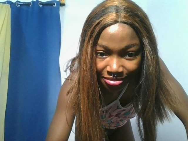 sexymila live cam on BongaCams