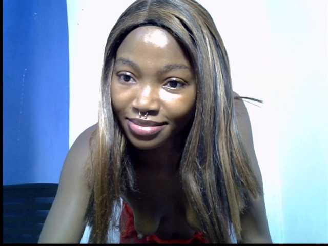sexymila live cam on BongaCams