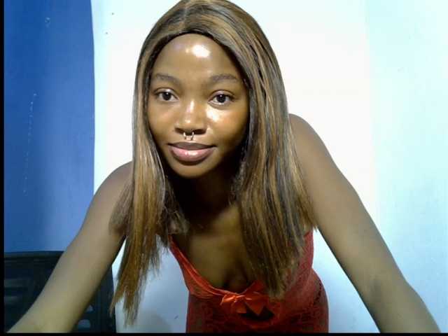 sexymila live cam on BongaCams