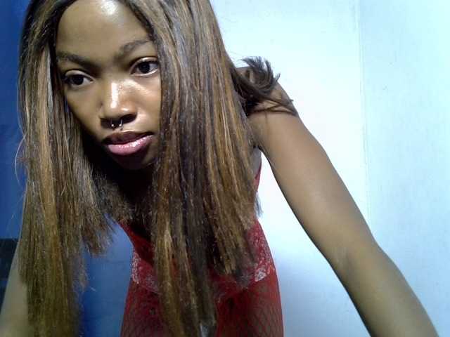 sexymila live cam on BongaCams