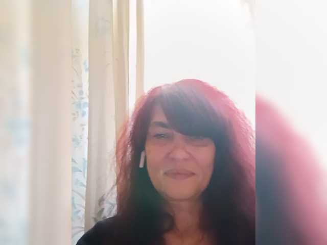 Mishel3854 live cam preview