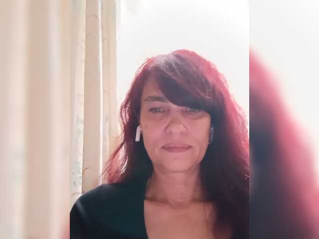 Mishel3854 live cam preview