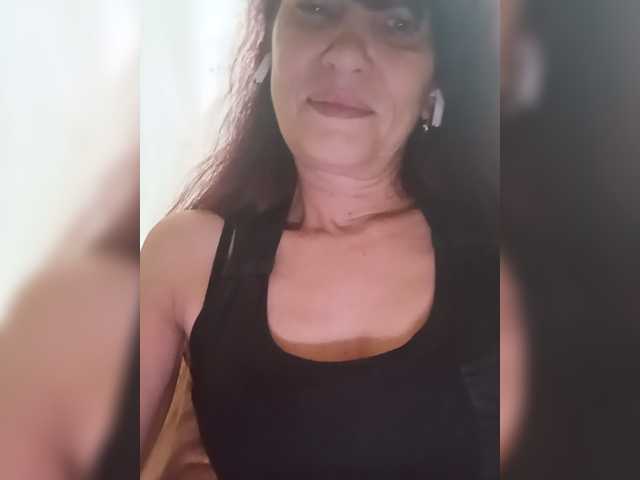 Mishel3854, en vivo ahora en BongaCams